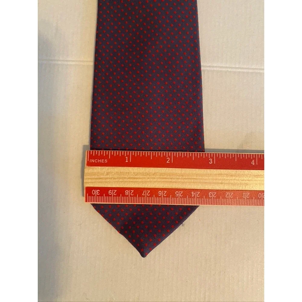 Glenora necktie crafted